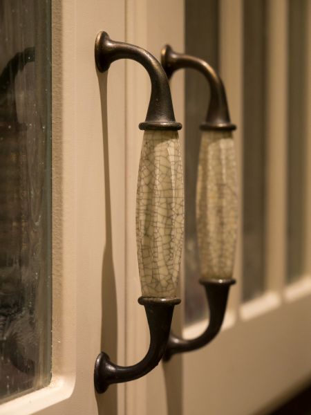 Cabinet Pulls Replacement in Fulshear